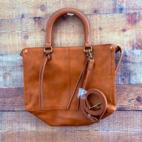 NWOT Universal Thread Goods Co. Faux Leather Bag - Picture 1 of 9